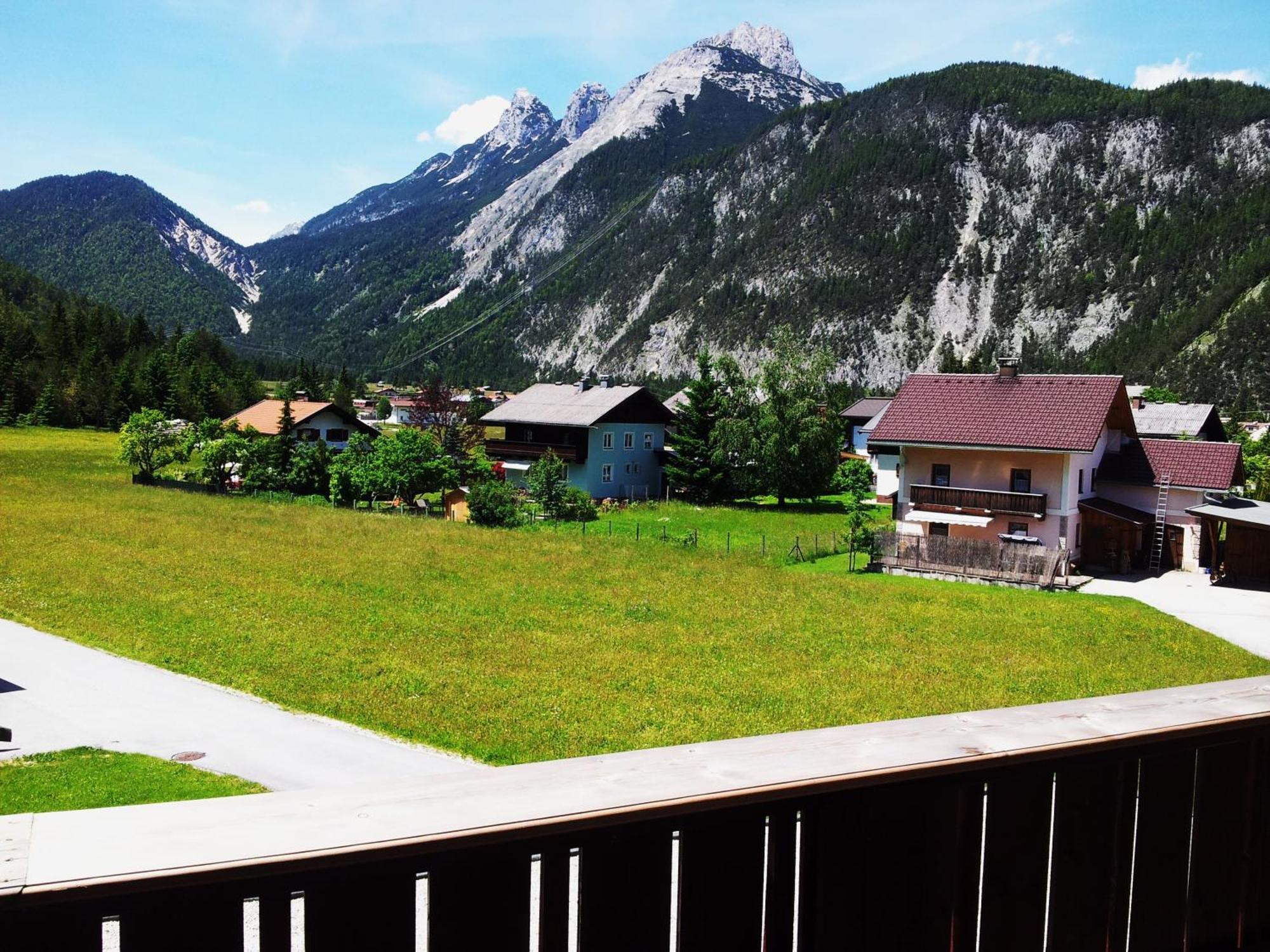 Pension Arnspitze Шарниц Экстерьер фото